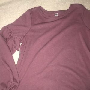 Old Navy ruffle sleeve sweatshirt